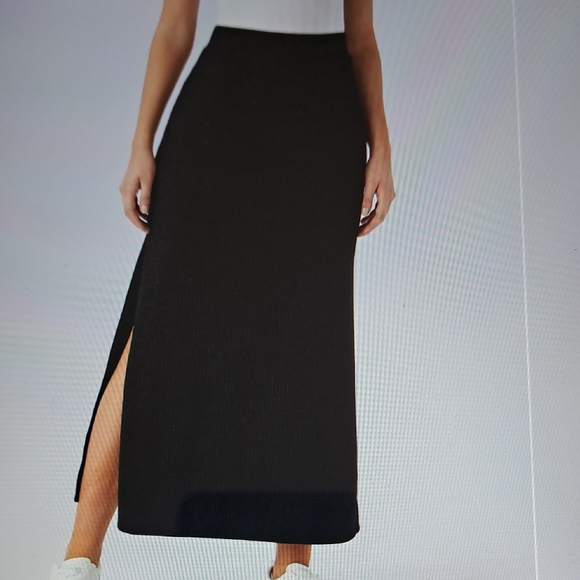 LARGE     HALARA RIBBED SPLIT HEM MAXI SKIRT - Picture 1 of 9